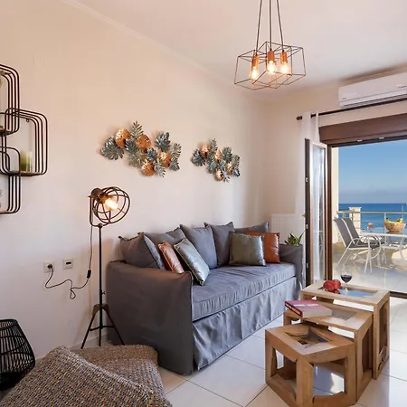 Oak Wood - Sea View Exclusive Maisonette *