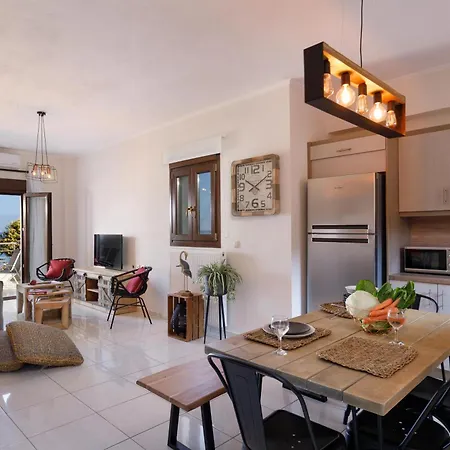 Oak Wood - Sea View Exclusive Maisonette
