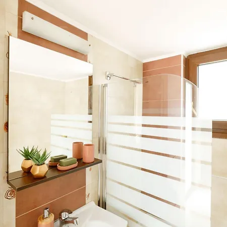 Oak Wood - Sea View Exclusive Maisonette